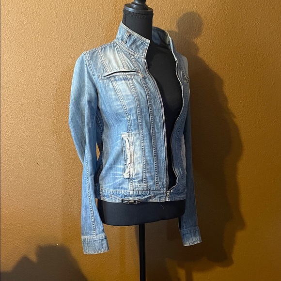 Women's Denim Jacket - Picture 1 of 9